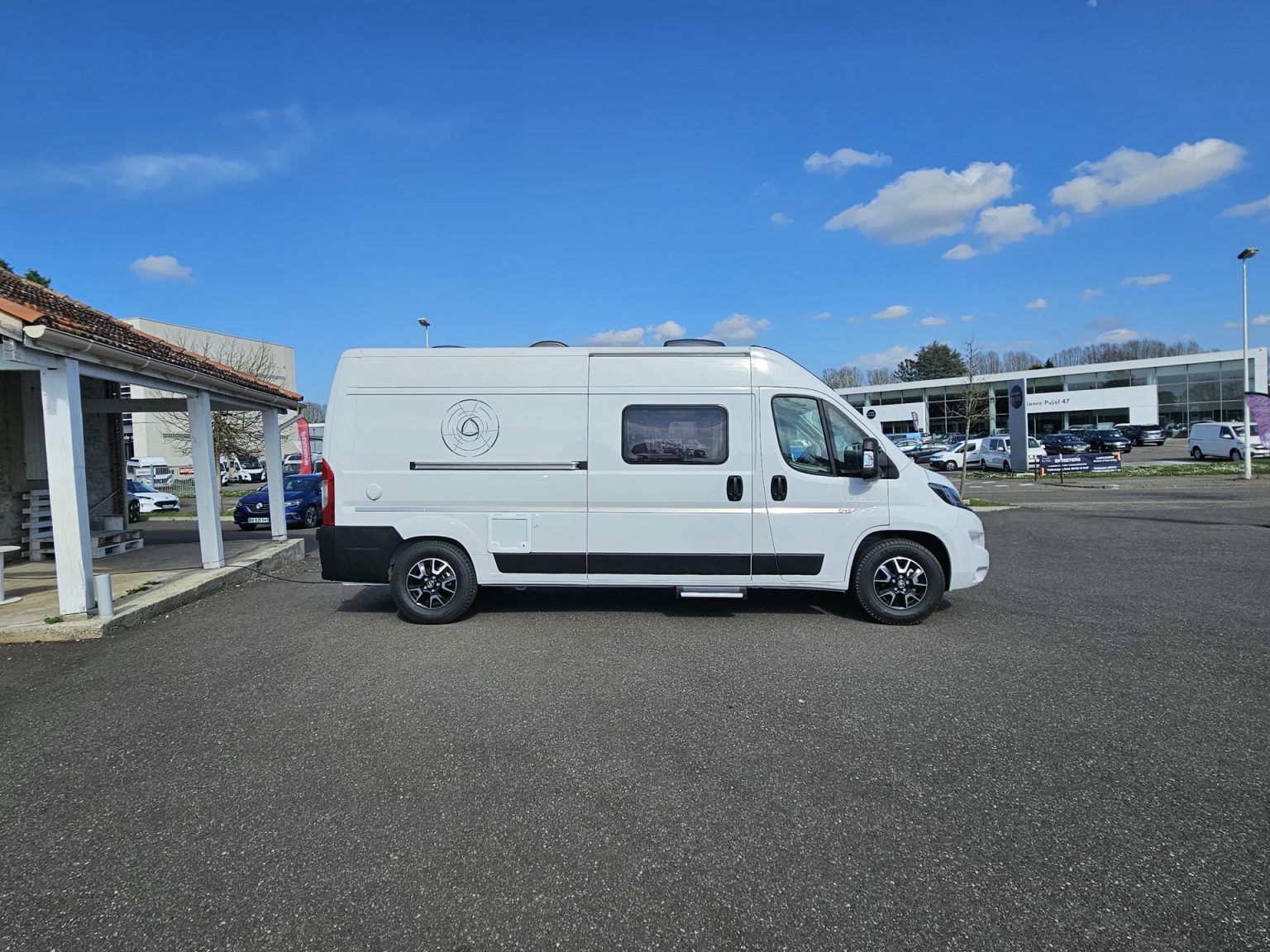 Fourgon Magellan 643 Campérêve