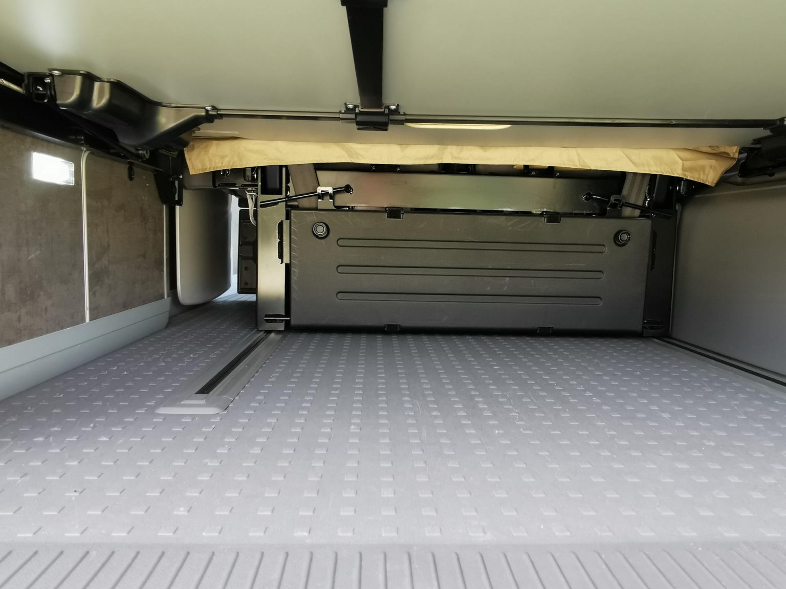 Volkswagen California T6.1 - coffre